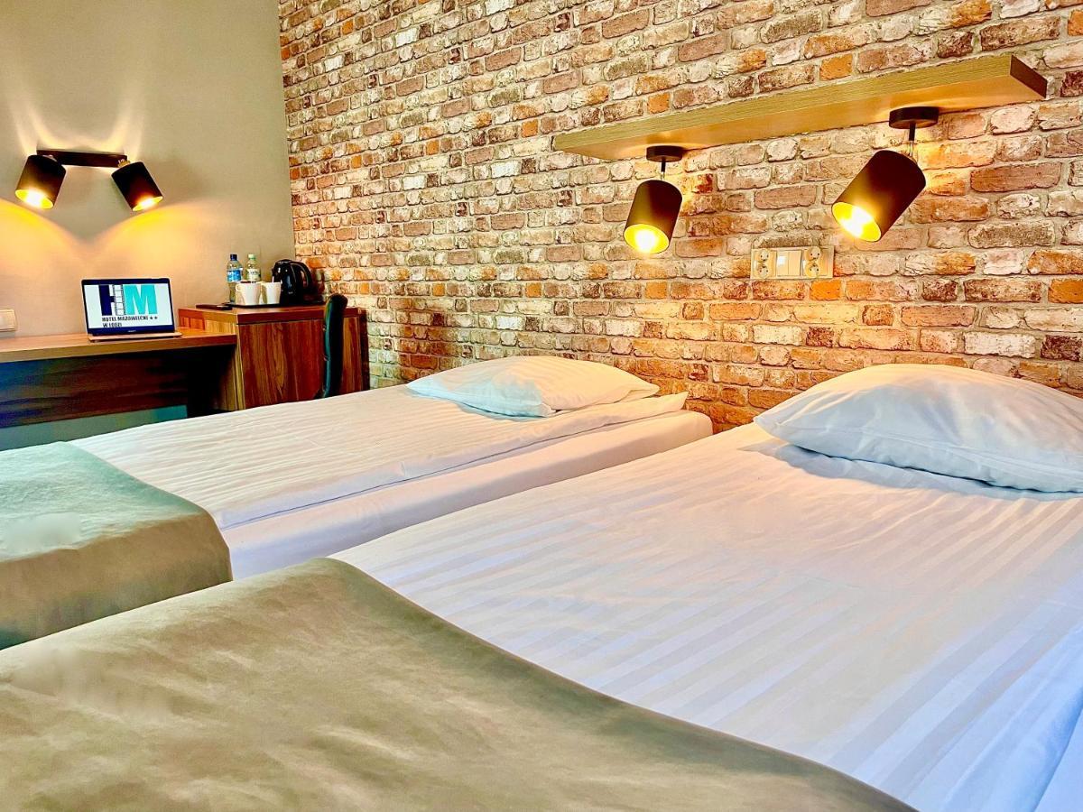 Hotel Mazowiecki Lodz Экстерьер фото